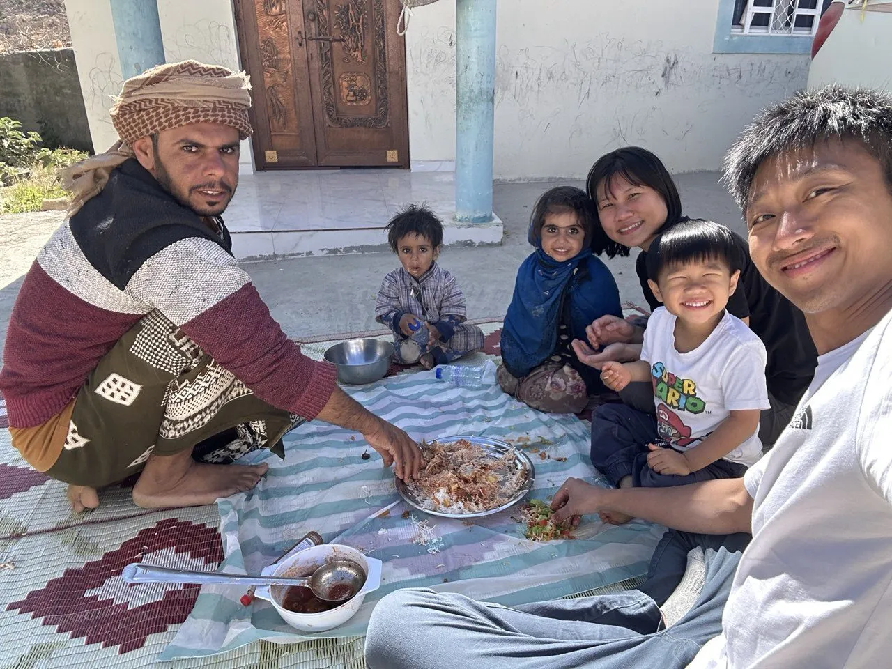 Lunch with the Omani villagers