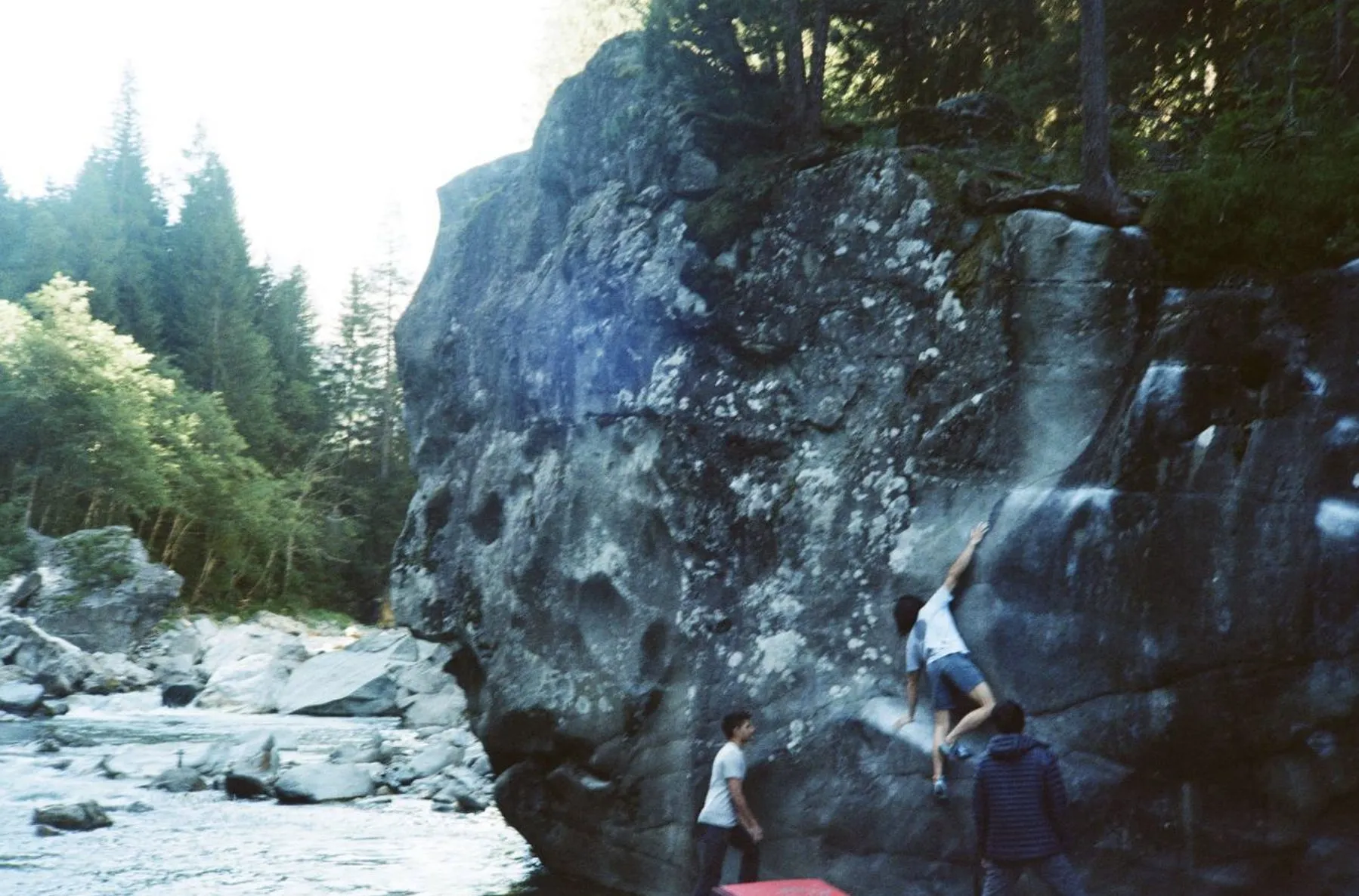 Grit De Luxe, 7A route in Magic Wood